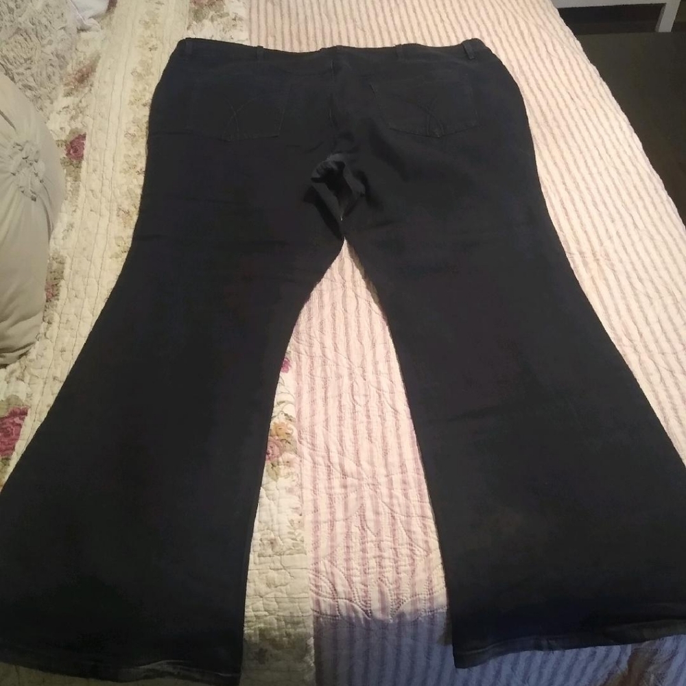 Bootcut Jeans - Picture 2 of 4